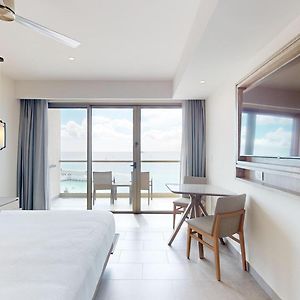 Luxury Beach front Room Diamond Club
